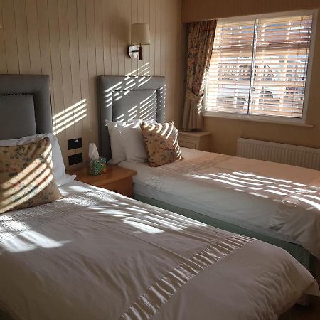크루 Red Cow Nantwich B&B 외부 사진