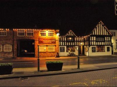 크루 Red Cow Nantwich B&B 외부 사진